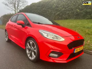 Ford Fiesta 1.0 EcoBoost ST-Line - Panoramadak - Leder - 18 inch Lichtmetalen velgen