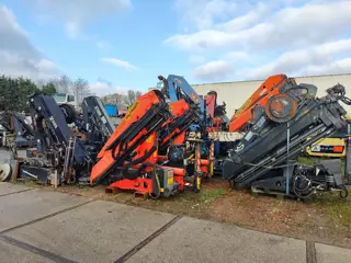 Palfinger Autolaadkranen / vrachtwagenkranen / kranen Cranes Palfinger / HIAB / Fassi / Effer