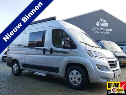 Carado CV 540, 5.40 Meter Buscamper, Dwarsbed!!