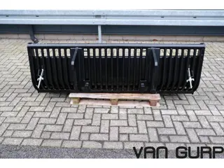 Volvo L30 / Caterpillar 908 / JCB puinbak bucket 210cm