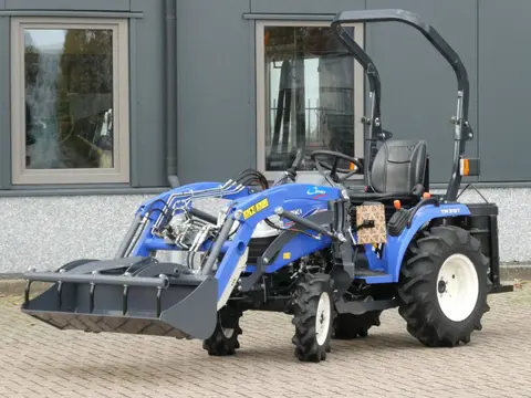 Iseki TM3187 4wd / 0123 Draaiuren / Voorlader + Contragewicht