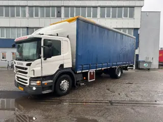 Scania P230 4X2 MANUAL + ZEPRO 2500 KG LIFT + REMOTE CONTROL
