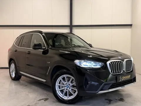 BMW X3 xDrive30e | Stoelverwarming | Achteruitrijcamera | Trekhaak | Cruise | Apple Carplay / Androi