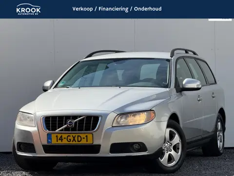 Volvo V70 2.4D Momentum | 2008 | Automaat | Trekhaak |