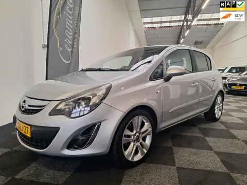 Opel Corsa 2014. Cosmo uitv. Vele Opties. 60.000 km NAP.