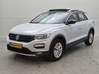 Volkswagen T-Roc 1.5 TSI Style Business | DSG | Camera | Pano | Clima |*