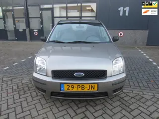 Ford Fusion 1.4-16V Style 2004 NAP! APK!