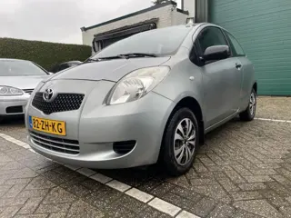 Toyota Yaris 1.0 VVTi