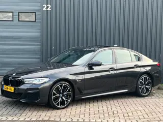 BMW 5-serie 530e Business Edition Plus|M-Pakket|Opendak|360Cam|H&K|Leder|Stuur/Stoel Memory||