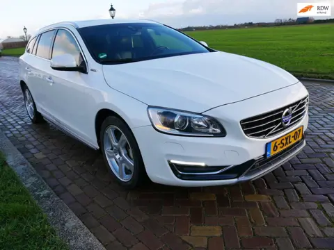 Volvo V60 2.4 D6 AWD Plug-In Hybrid Summum Polestar FULL OPTIONS >> MARGE CAR <<