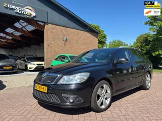 Skoda Octavia Combi 2.0 TFSI RS Automaat Opendak stoelver