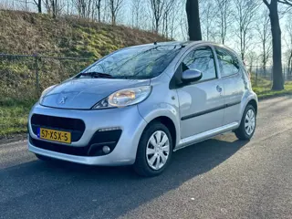 Peugeot 107 1.0 Active | Airco | 5 deurs | LED  | Centrale vergrendeling