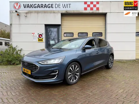 Ford FOCUS 1.0 EcoBoost Hybrid Titanium Vignale