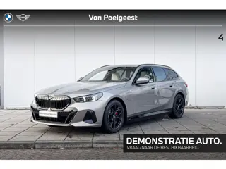 BMW 5 Serie Touring 530e M Sport M-Sport Pro / Elektrisch Wegklapbare Trekhaak / 20 inch / Driving A