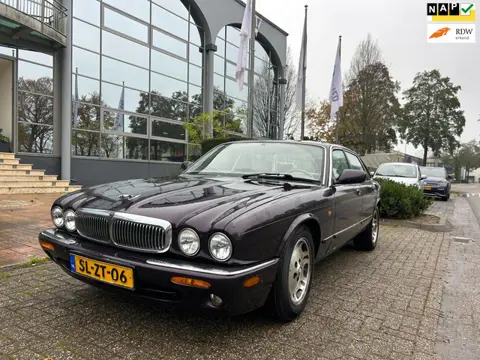 Jaguar XJ 3.2 V8 Executive aut 213000 km N.A.P nieuwe apk