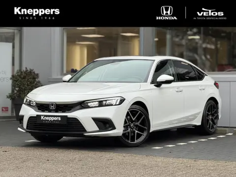 Honda Civic 2.0 e:HEV Advance € 2999,- KORTING   Panoramadak, Lederen bekleding, Bose audiosysteem