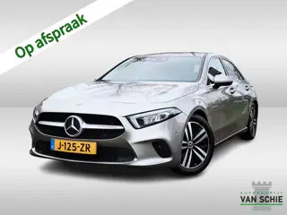 Mercedes-Benz A-Klasse 200 Business Solution Luxury 1e-Eig. & Dealer-Onderh. BOVAG-Garantie. NL-Auto