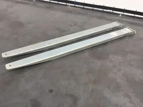 Diversen Orangeparts 2200 mm (bj 2020)