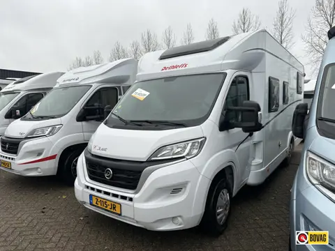 Dethleffs Just 7052 DBM dakairco