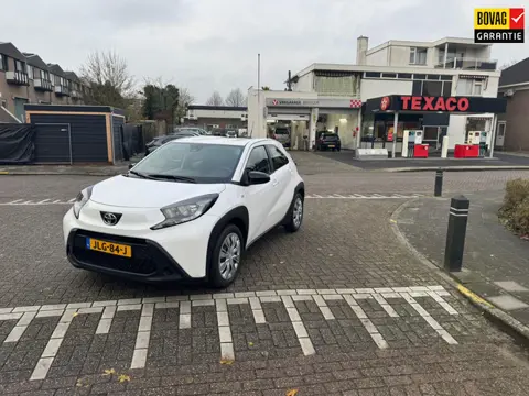 Toyota Aygo X 1.0 VVT-i MT Play