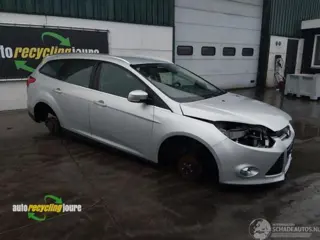 Ford Focus 3 onderdelen (kleur: OB) donorauto (bj 2013)