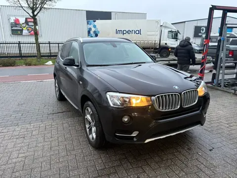 BMW X3 sDrive 18 d xLine (bj 2016)