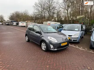 Renault Twingo 1.2-16V Authentique airco! elektrische ramen! centrale deurvergrendeling op afstandsb