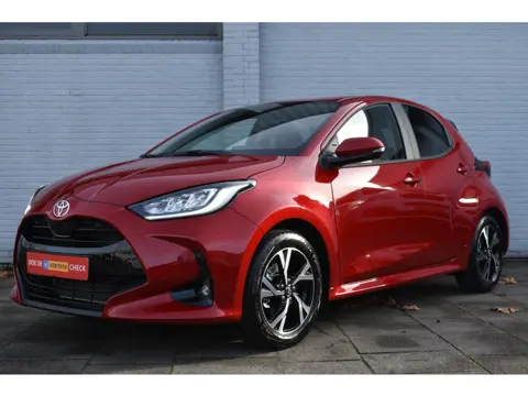 Toyota Yaris 1.5 Hybrid 115 Dynamic Automaat 116pk | CFP | PDC | BSM | Stoel&stuur verwarming | Keyl