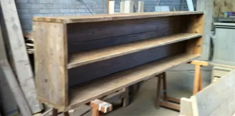 Boekenkast/sidetable