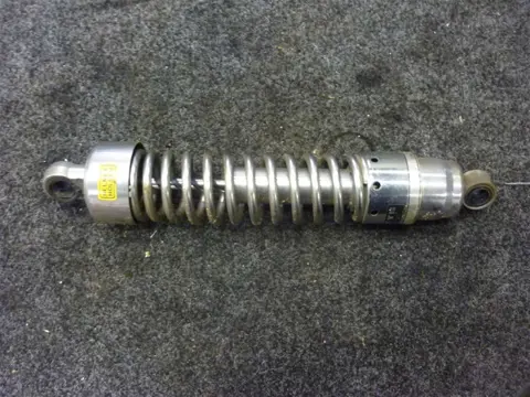 ACHTER SCHOKBREKER Honda VT 500 1983 - 1986