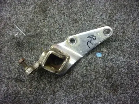 RECHTER SCHETSPLAAT Honda VT 500 1983 - 1986