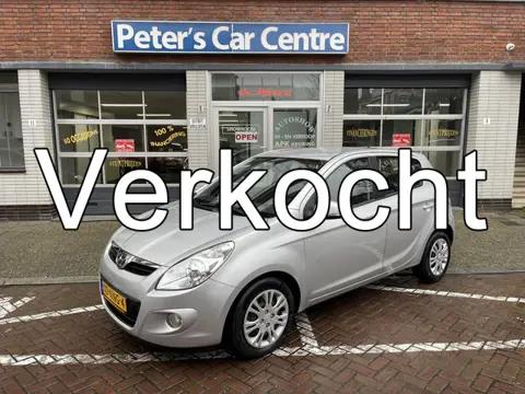Hyundai i20 1.4i i-Motion (bj 2010, automaat)
