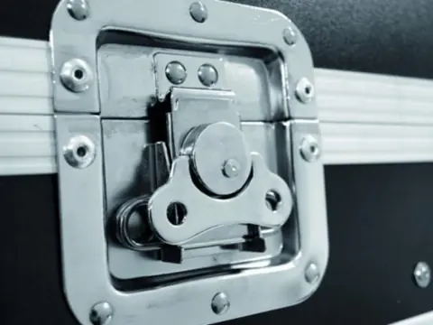 STE-Pro Mixer-Case 19" 14-HE Wood black