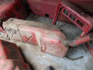 International - brandstoftank 745 845 846 xl