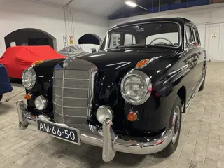 Mercedes-Benz 220S mercedes (bj 1958)