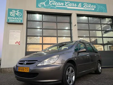Peugeot 307 SW 2.0 16V Premium automaat (bj 2005)