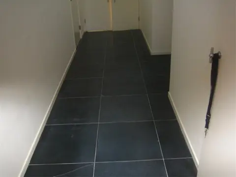 HARDSTEEN REINIGEN 013-5333365