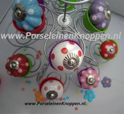 Vrolijke Porseleinen Kastknop , kastknoppen for the KIDS!!!