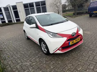 Toyota Aygo 1.0 VVT-i x-cite