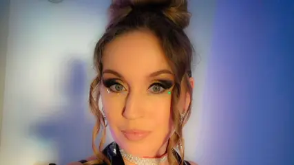 Yorinbabe (45) #Rotterdam, NL hallo ik ben een lieve blonde kanjer,