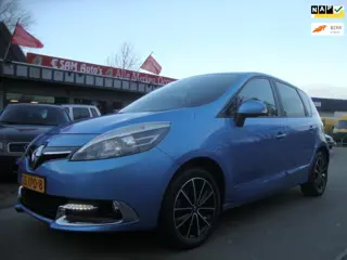 Renault Scénic 1.4 TCe Expression ( 6-VER + NAVI )