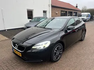 VOLVO V40 2.0 T2 Nordic+ Adaptive Cruise 
