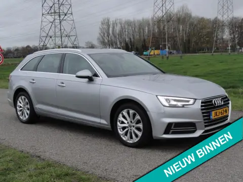 Audi A4 AVANT 40TFSI Launch edition Sport Full LED I NAVIG I LEER