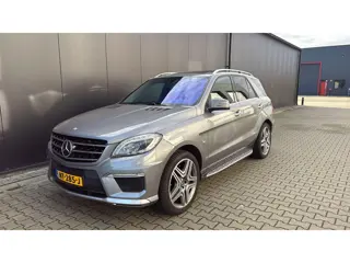 Mercedes-Benz M-klasse AMG 63 TOPSTAAT