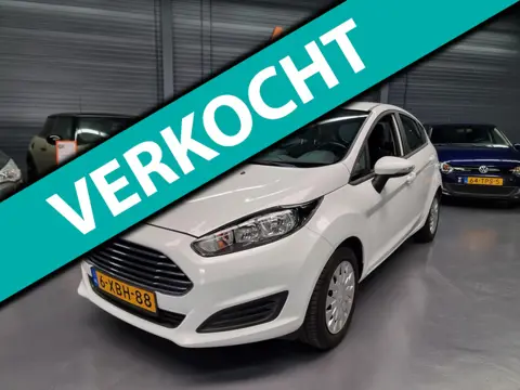 Ford Fiesta 1.6 TDCi Lease Style 1E EIGENAAR DEALER ONDERHOUDEN NAVI BLUETOOTH NAP NL AUTO