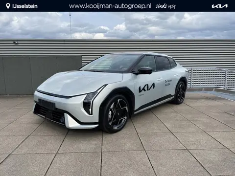 Kia EV4 Fastback GT-PlusLine 81.4 kWh Nu in de Showroom in IJsselstein / EV4  vanaf € 44595,-*