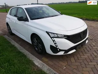 Peugeot 308 1.5 BlueHDi Active Pack AUT AC NAVI ** 12599 NETTO **