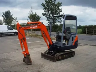 Hitachi ZXI6 Minigraver