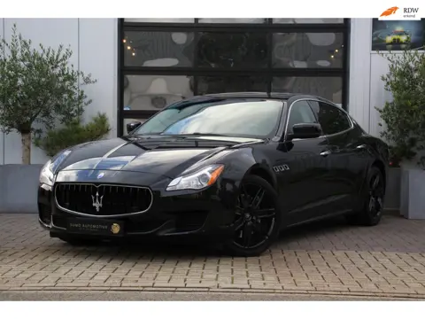 Maserati Quattroporte 3.0 S Q4 411PK - LEDER - FLIPPERS - SCHUIFKANTEL - NAVI - 20INCH - PDC + CAMER