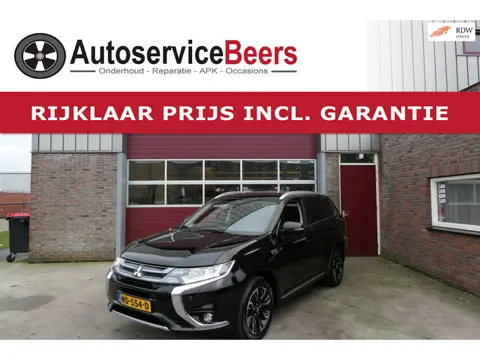 Mitsubishi Outlander 2.0 PHEV Premium, Camera, Stuur en Stoelverwarm. Trekhaak,LMV, Rijklaarprijs in